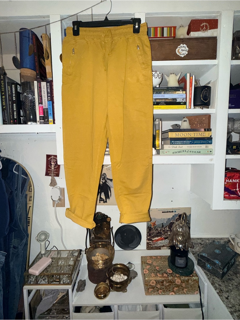 Nostalgia Mustard Yellow Men's Jogger Sweatpants